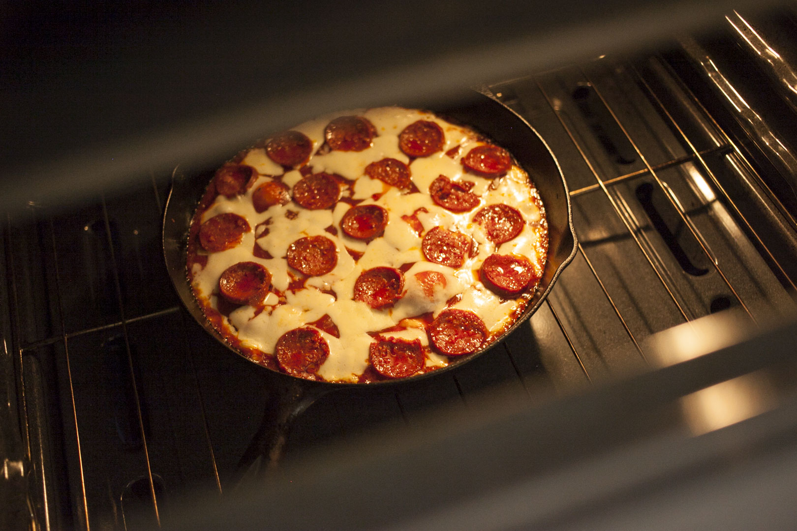 что можно печь в духовке для пиццы фото 63